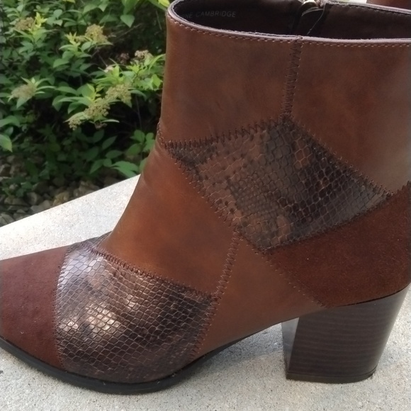 Liz Claiborne Cambridge  Block Heel Boots Sz 8, Cognac/Brown - Picture 6 of 12